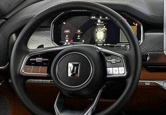 Новый Tank 700 2025 (3 фото)