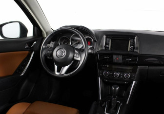 Подержанный автомобиль Mazda CX-5 2014 года (6 фото)