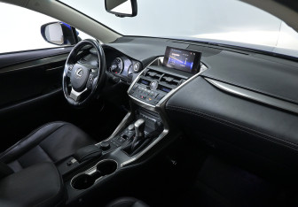 Подержанный автомобиль Lexus NX 2016 года (9 фото)