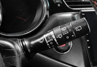 Подержанный автомобиль Kia Ceed GT 2014 года (21 фото)