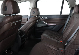 Новый BMW X5 2025 (14 фото)