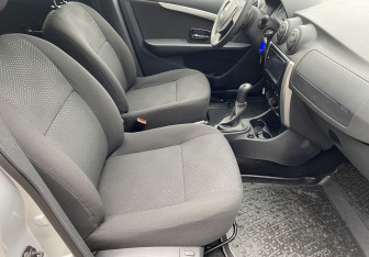 Подержанный автомобиль Nissan Almera Sedan 2015 года (9 фото)