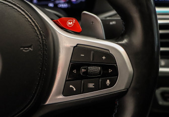 Подержанный автомобиль BMW X6 M 2021 года (13 фото)