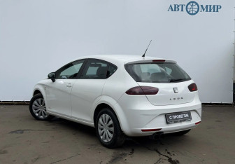 Подержанный автомобиль SEAT Leon Hatchback 2012 года (6 фото)