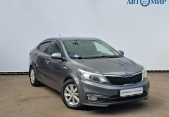 Подержанный автомобиль Kia Rio Sedan 2017 года (3 фото)