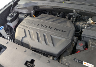 Подержанный автомобиль Hyundai Santa Fe 2018 года (9 фото)