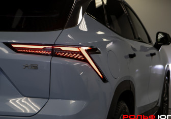 Подержанный автомобиль Jetour X70 2023 года (17 фото)