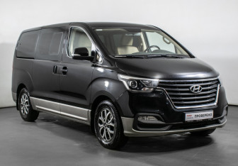 Подержанный автомобиль Hyundai H-1 2019 года (3 фото)