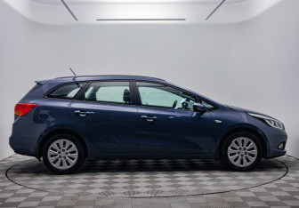 Подержанный автомобиль Kia Ceed Wagon 2015 года (6 фото)