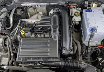 Подержанный автомобиль Skoda Octavia Liftback 2019 года (9 фото)