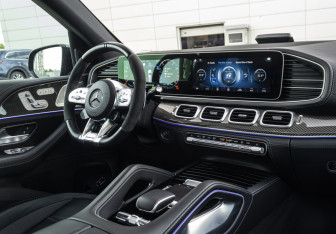 Подержанный автомобиль Mercedes-Benz GLE AMG 2023 года (17 фото)