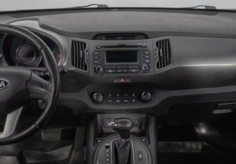 Подержанный автомобиль Kia Sportage 2014 года (14 фото)