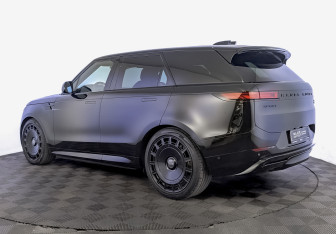 Подержанный автомобиль Land Rover Range Rover Sport 2024 года (7 фото)