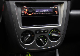 Подержанный автомобиль Subaru Impreza Wagon 2004 года (9 фото)