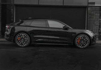 Подержанный автомобиль Zeekr 001 2023 года (4 фото)