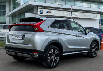 Подержанный автомобиль Mitsubishi Eclipse Cross 2018 года (5 фото)