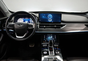 Подержанный автомобиль Chery Tiggo 8 Pro 2022 года (13 фото)