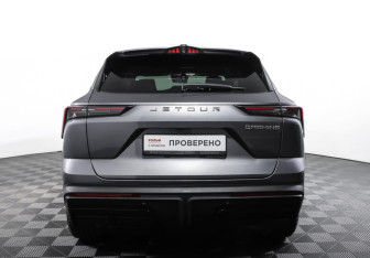 Подержанный автомобиль Jetour Dashing 2023 года (6 фото)
