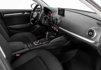 Подержанный автомобиль Audi A3 Hatchback 2013 года (9 фото)