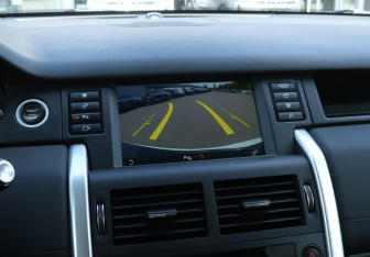 Подержанный автомобиль Land Rover Discovery Sport 2019 года (16 фото)