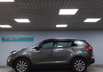 Подержанный автомобиль Kia Sportage 2012 года (8 фото)