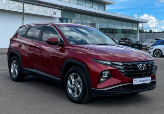 Подержанный автомобиль Hyundai Tucson 2021 года (3 фото)