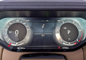 Подержанный автомобиль Land Rover Range Rover 2023 года (16 фото)