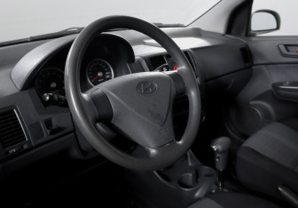 Подержанный автомобиль Hyundai Getz 2008 года (13 фото)