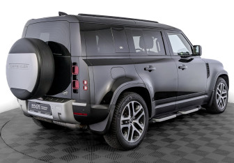 Подержанный автомобиль Land Rover Defender Suv 2020 года (5 фото)