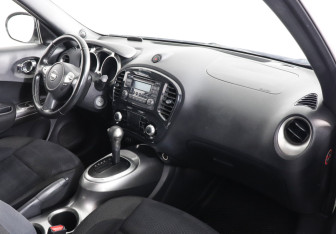 Подержанный автомобиль Nissan Juke 2012 года (10 фото)