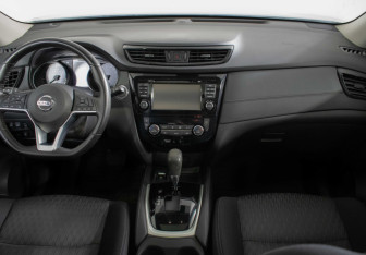 Подержанный автомобиль Nissan X-Trail 2019 года (11 фото)