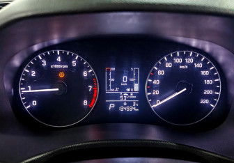 Подержанный автомобиль Hyundai Creta 2021 года (13 фото)