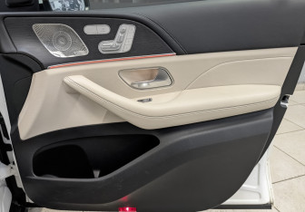 Подержанный автомобиль Mercedes-Benz GLE 2021 года (24 фото)