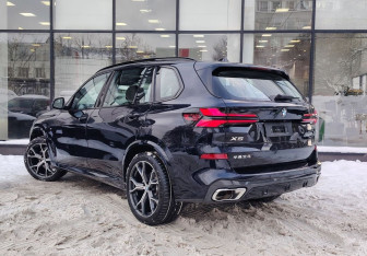 Новый BMW X5 2025 (6 фото)