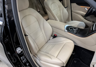 Подержанный автомобиль Mercedes-Benz GLC Coupe 2018 года (24 фото)