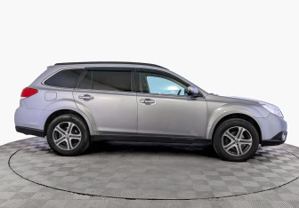 Подержанный автомобиль Subaru Outback Wagon 2011 года (4 фото)