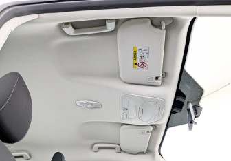 Подержанный автомобиль Ford Kuga 2017 года (22 фото)