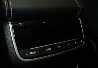 Подержанный автомобиль GAC GS8 2023 года (9 фото)