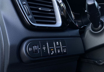 Подержанный автомобиль Kia Ceed Wagon 2021 года (26 фото)