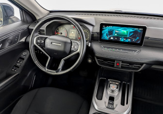 Подержанный автомобиль Haval Jolion 2022 года (29 фото)