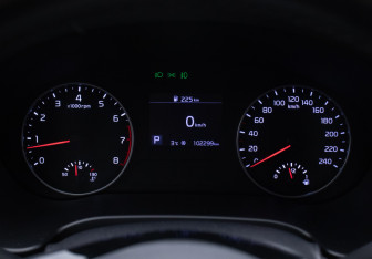 Подержанный автомобиль Kia Seltos 2020 года (12 фото)