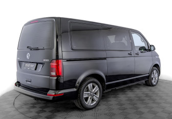 Подержанный автомобиль Volkswagen Multivan 2021 года (5 фото)