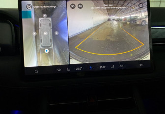 Подержанный автомобиль AITO M7 2023 года (13 фото)