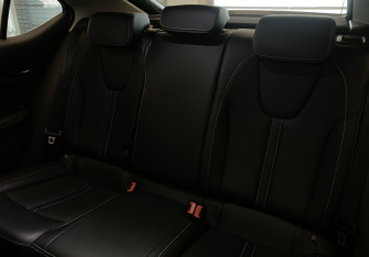 Подержанный автомобиль Skoda Octavia Liftback 2021 года (27 фото)