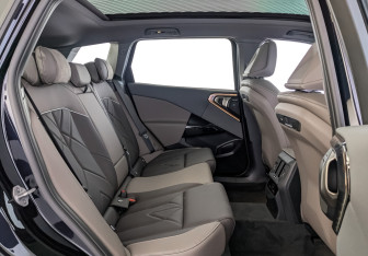 Новый BMW X3 2025 (12 фото)