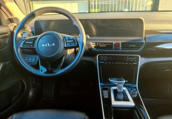 Подержанный автомобиль Kia Seltos 2024 года (15 фото)