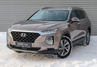 Подержанный автомобиль Hyundai Santa Fe 2018 года (1 фото)