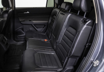 Подержанный автомобиль Volkswagen Teramont 2021 года (15 фото)