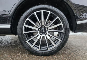 Подержанный автомобиль Wey 05 2023 года (22 фото)