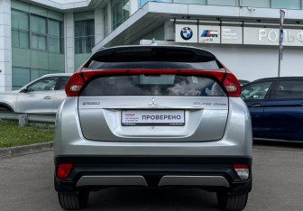 Подержанный автомобиль Mitsubishi Eclipse Cross 2018 года (6 фото)